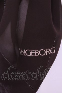 画像2: INGEBORG / ロゴ刺繍スクエアストール  ブラウン O-25-12-18-1045-LO-ZA-IG-OS