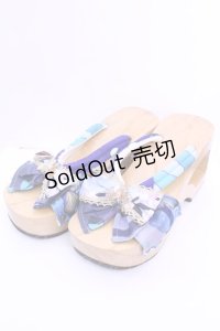 Empty wardrobe / 和柄下駄風サンダル L ナチュラル×ブルー O-25-12-18-1033-LO-SH-OW-OS