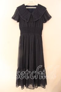 an another angelus / プリーツフリル衿シアーチェックワンピース F ネイビー O-25-12-18-082-CA-OP-OW-OS