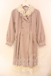 axes femme / レース襟付トレンチコート F ピンク O-25-12-18-084-AX-CO-OW-OS