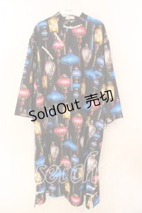 Drug Honey / 中華提灯柄チャイナワンピース  ブラック×マルチ O-25-12-18-020-PU-OP-IG-OS