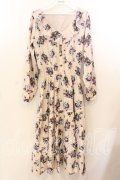 axes femme / 花柄ロングワンピース M キナリ O-25-12-19-010-AX-OP-OW-OS