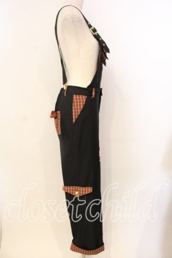 画像4: ALICE and the PIRATES / クリスのもこもこワッペンサロペットパンツ  クロ O-25-12-20-004-PA-PA-OW-OS