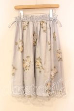 画像2: axes femme / ローズ刺繍チュールスカート  グレー O-25-12-22-071-AX-SK-IG-ZT517 (2)