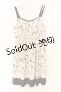 axes femme / 楽器柄キャミワンピース M ベージュ O-25-12-22-1013-AX-OP-IG-ZT525