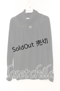 axes femme / 胸元ビジュータートル M クロ O-25-12-22-1041-AX-TO-IG-OS