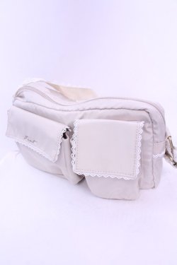 画像1: Fi.n.t / レース使いボディバッグ  アイボリー O-25-12-25-1063-CA-BG-IG-OS