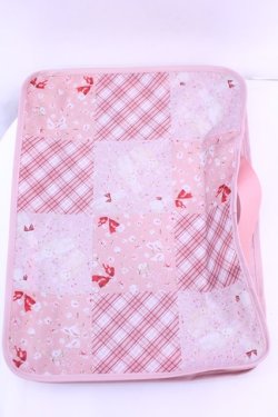 画像1: PINK HOUSE / バラ園うさぎ柄パッチワークプリントトラベルケース  ピンク O-25-12-26-1026-LO-ZA-OW-OS