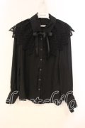 axes femme / レースケープ風リボン付きブラウス M クロ O-25-12-29-043-AX-BL-OW-OS