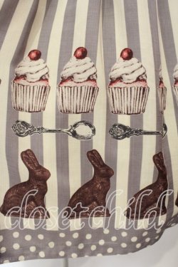 画像2: Emily Temple cute classic / うさぎチョコストライプワンピース  グレー O-25-12-29-010-ET-OP-OW-OS