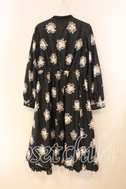 画像2: axes femme NOSTALGIE / ブーケ柄ジャガードワンピース F クロ O-26-01-05-058-AX-OP-OW-OS