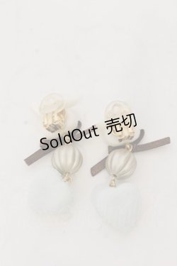画像2: MERCI MEL / ゆらゆらうさぎのイヤカフ  オフ×サックス アリスモチーフ O-26-01-09-043-0-AC-IG-OS