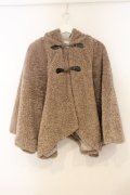 axes femme / カーリーボアケープポンチョ M ブラウン O-26-01-10-086-AX-CO-IG-OS