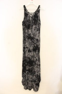 画像1: Ozz Croce / クロスエンブロイダリータイダイロングワンピース  ブラック O-26-01-10-021-OO-OP-OW-OS