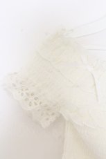 画像2: LIZ LISA / シャーリングトップス 0 シロ O-26-01-11-043-LO-TO-YM-ZT605 (2)