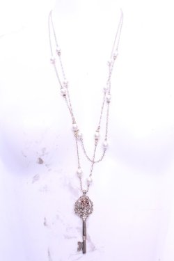 画像2: axes femme / バラレリーフ鍵ネックレス  ゴールド O-26-01-12-2058-AX-AC-OW-OS