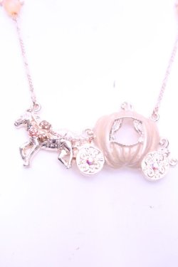 画像1: axes femme / メルヘン馬車ネックレス  ピンクゴールド O-26-01-12-2065-AX-AC-OW-OS