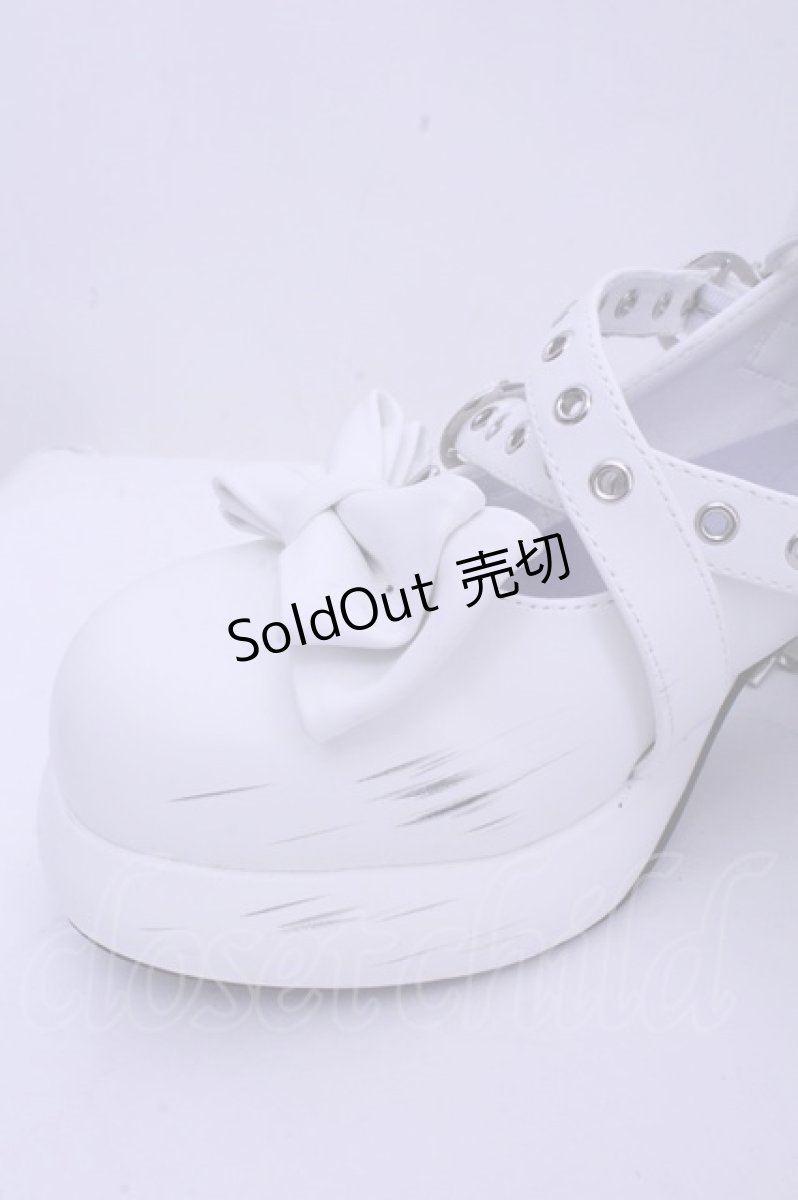 画像5: axes femme POETIQUE / クロスチャームおでこパンプス M シロ O-26-01-15-1027-AX-SH-IG-ZT273 (5)
