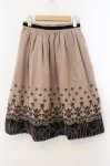 画像1: axes femme / 裾刺繍入りミディスカート M ベージュ O-26-01-15-074-AX-SK-YM-ZT249 (1)