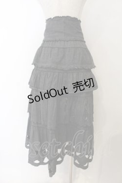 画像4: WONDERFUL WORLD / 裾パッチワークデニムティアードスカート  クロ系 O-26-01-15-078-LO-SK-IG-OS