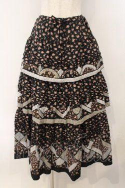 画像1: PINK HOUSE / パッチワークローズ柄スカート  クロ O-26-01-15-116-LO-SK-IG-OS