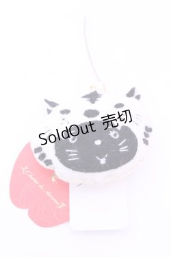 画像1: Franche Lippee / とらねこストラップ  シロ×クロ O-26-01-16-1042-LO-ZA-OW-ZT150-F002