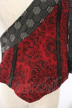 画像2: Qutie Frash / 2022年 プレミアム黒炎ワンショルコルセット  レッド×ブラック O-26-01-17-035-QU-SK-IG-OS