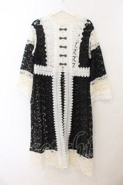 画像1: axes femme NOSTALGIE / 配色使い総レースガウン F クロ×キナリ O-26-01-17-061-AX-TO-OW-OS