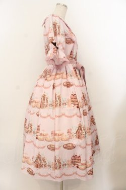 画像3: axes femme kawaii / お菓子の家柄ワンピース  ピンク O-26-01-17-019-AX-BL-IG-OS