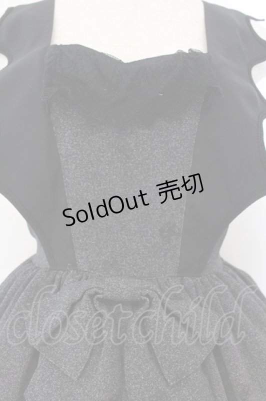 画像2: ALICE and the PIRATES / 悪魔猫と終末の砂時計柄ジャンパースカートI  クロ O-26-01-19-005-PA-OP-OW-OS (2)