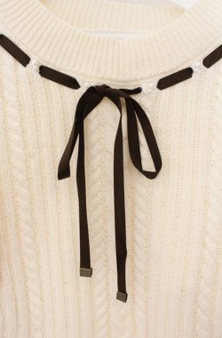 画像2: axes femme / バイカラーフリルニットプルオーバー  アイボリー O-26-01-19-1011-AX-TO-IG-OS