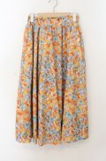 F&A / マーブルバックル付き水彩フラワースカート  オレンジ O-26-01-19-1016-LO-SK-IG-OS