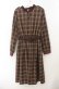 画像1: Fi.n.t / 別珍使いエポレットディテールチェックワンピース  ブラウン O-26-01-19-1017-CA-OP-IG-OS (1)