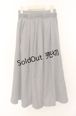画像3: an another angelus / 合皮ベルト付きタックスカート  グレー O-26-01-19-1020-CA-SK-IG-ZT554