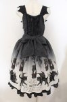 画像6: ALICE and the PIRATES / 悪魔猫と終末の砂時計柄ジャンパースカートI  クロ O-26-01-19-005-PA-OP-OW-OS (6)
