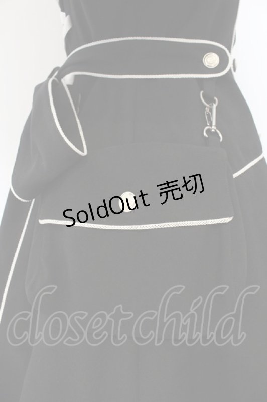 画像4: metamorphose / name of guardianナース風ワンピース  クロ O-26-01-19-006-ME-OP-OW-OS (4)