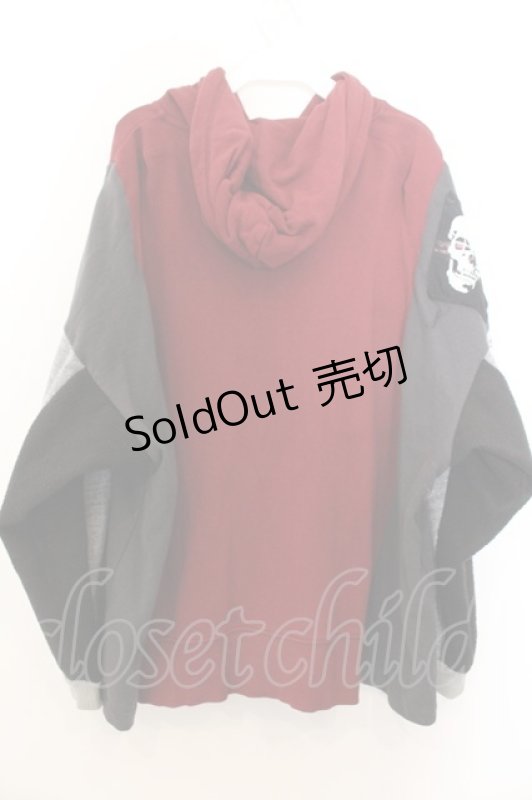 画像2: h.NAOTO / スカルプリントバイカラーパーカー  グレー×レッド O-26-01-20-057-HN-TO-IG-ZT455 (2)