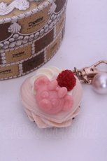 画像2: Q-pot. / ラズベリーシェルマカロン・バッグチャーム  ピンク系 O-26-01-20-1048-QP-ZA-IG-ZT006-F001 (2)