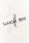 h.NAOTO / 羽プリントタンクトップ  ホワイト×ブラック O-26-01-22-041-HN-TO-IG-OS