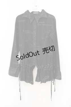 画像1: h.naoto Blood / 英字プリント裾デザインブラウス  ブラック（色褪せによりグレー） O-26-01-22-050-HN-BL-IG-OS