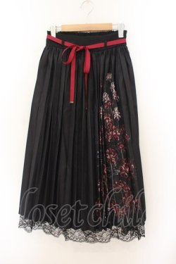 画像1: axes femme / 彼岸花柄プリーツスカート F クロ O-26-01-22-063-AX-SK-OW-OS