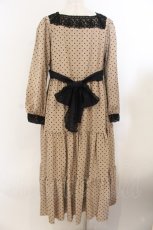 画像4: marcHenTica / キャロラインワンピース サイズ(採寸をご確認ください) タピオカミルクティー（ベージュ×クロ） O-26-01-22-068-LO-OP-OW-ZT627 (4)