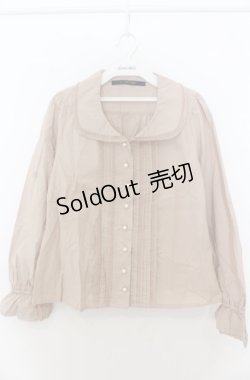 画像1: an another angelus / ピンタックパールボタンブラウス F ベージュ O-26-01-23-038-CA-BL-OW-ZT604