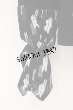 画像3: Qutie Frash / 矢絣クロスカットソー  ブラック O-26-01-24-005-QU-TO-IG-OS