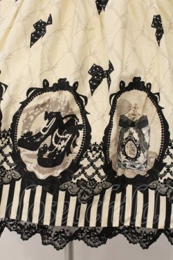 画像3: Angelic Pretty / Cinema Dollジャンパースカート  オフシロ O-26-01-24-055-AP-OP-IG-OS