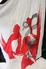 画像4: h.NAOTO / スネークガーゼロングスカート  ブラック×ホワイト×レッド O-26-01-24-001-HN-SK-IG-OS (4)