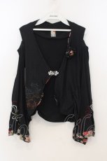 画像1: gouk / 和柄切り替えオフショルカットカーディガン  ブラック O-26-01-24-003-GO-TO-IG-ZT451 (1)