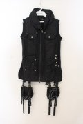 Qutie Frash / ポーチ付きミリタリーベスト  ブラック O-26-01-24-022-QU-TO-OW-OS
