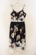 axes femme NOSTALGIE / アンティークブーケ柄ワンピース F クロ O-26-01-26-032-AX-OP-OW-OS