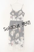 axes femme NOSTALGIE / アンティークブーケ柄ワンピース F クロ O-26-01-26-032-AX-OP-OW-OS